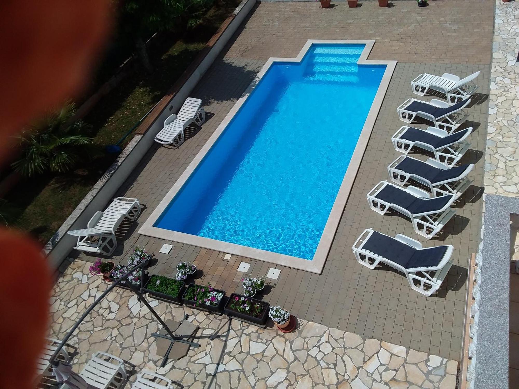 House Apartments Ariamare Poreč Exteriör bild