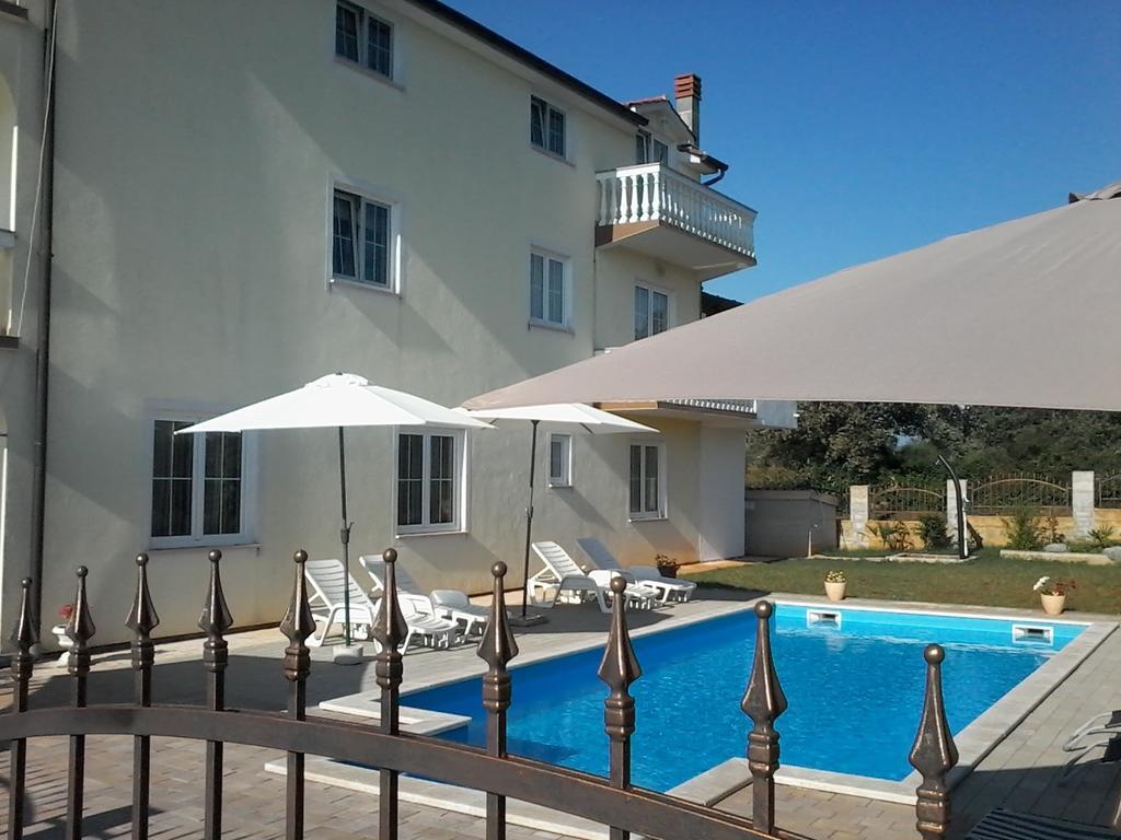 House Apartments Ariamare Poreč Exteriör bild